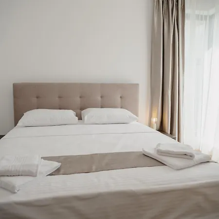 Doubles Maison 2 Holiday home